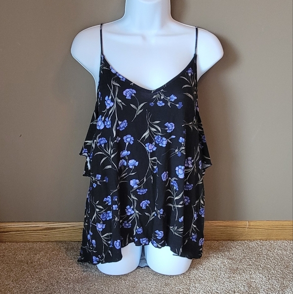 American Eagle Peek-a-Boo Flowy Short Sleeved Blouse NWT Never Worn Size Large - Picture 2 of 8